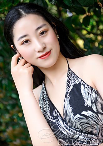 Caring Member China Xia From Shenzhen Yo Hair Color Black