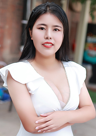 Gorgeous profiles pictures: Qiuya from Zhumadian, China member seeking Online man