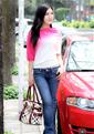 Date the woman of your dreams: dating sexy Asian woman Yuehong
