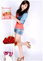 Asian woman, single bride: Hong from Changsha