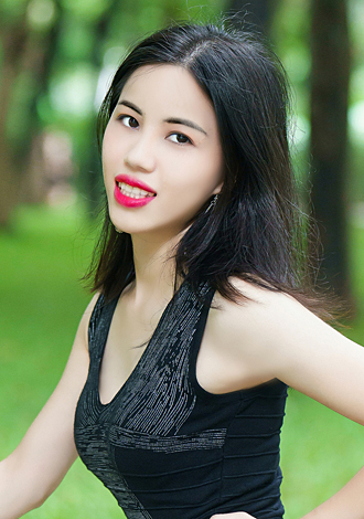 Gorgeous profiles pictures: Online member Thi  Hang Nga(candy) from Ha Noi